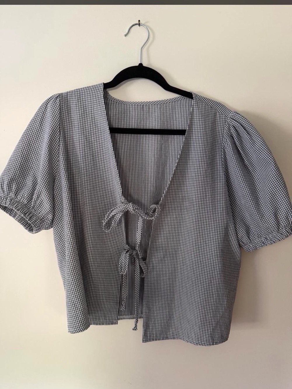 Gingham Tie-Front Puff Sleeve Top - Navy/White